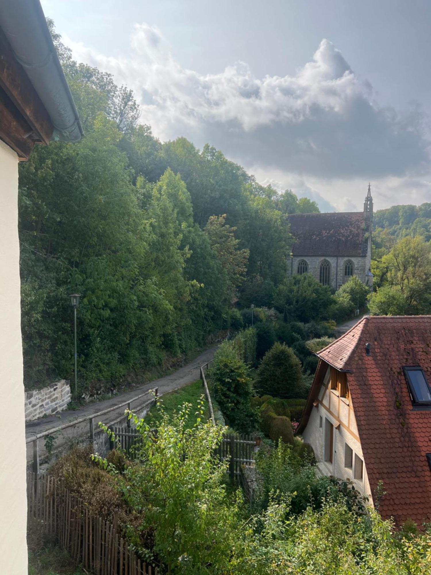 Ferienhaus Kobolzeller Schloesschen A.D.Weinsteige Rothenburg ob der Tauber Bagian luar foto